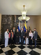 REUNIÓN DEL EMBAJADOR DE RUSIA EN VENEZUELA, SERGEY MELIK-BAGDASÁROV, CON ORGANIZACIONES JUVENILES RUSAS